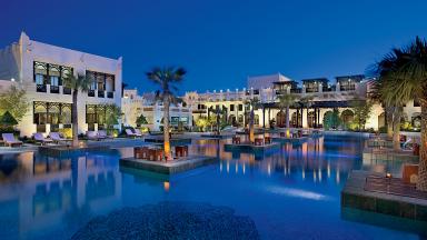 Hotel Sharq Village & Spa, a Ritz - Carlton